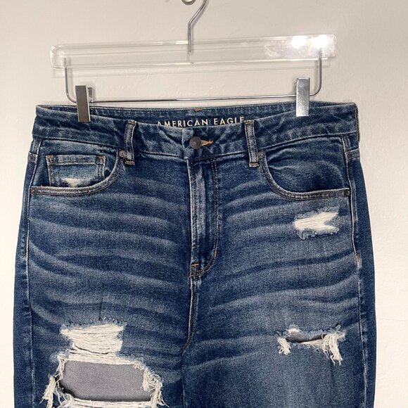 American Eagle Distressed Stretch Curvy Mom Jeans NWT Size 14 X-Short #76 - Picture 4 of 8